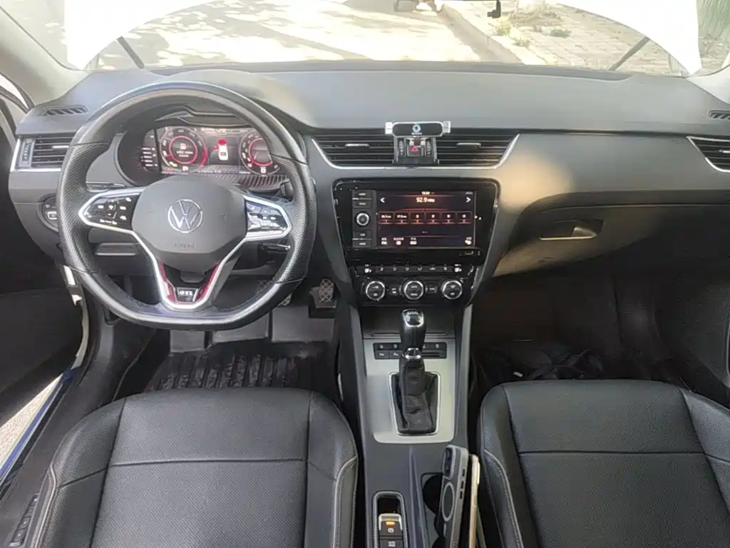 Skoda Octavia — фото 10