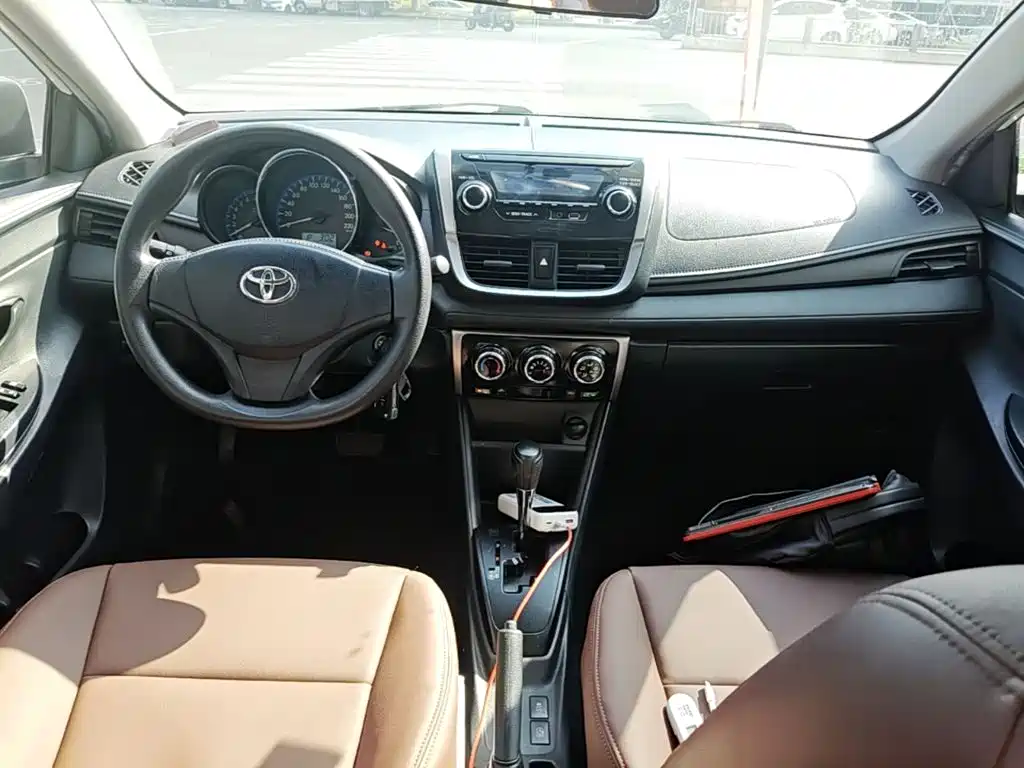 Toyota Vios FS — фото 10