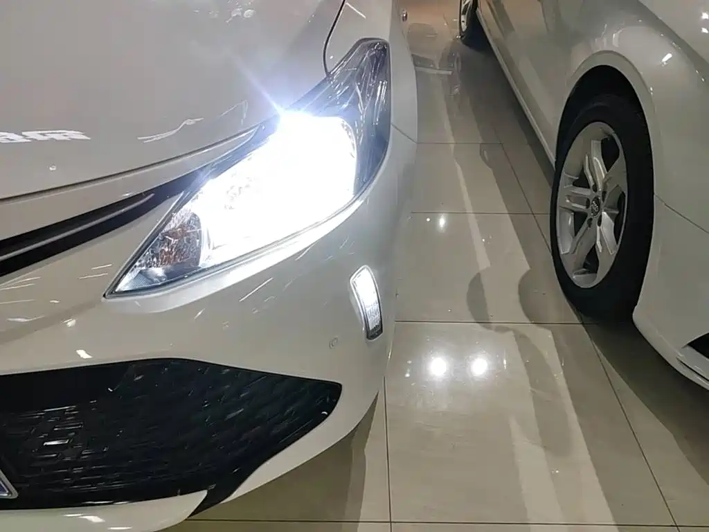 Toyota Vios FS — фото 24