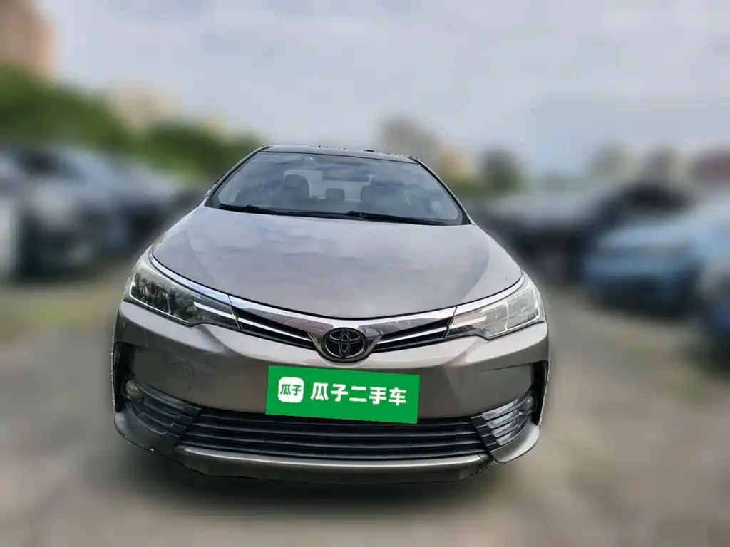 Toyota Corolla — фото 2