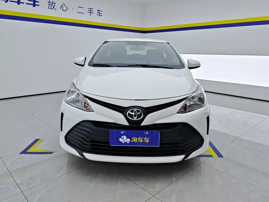 Toyota Vios — фото 2