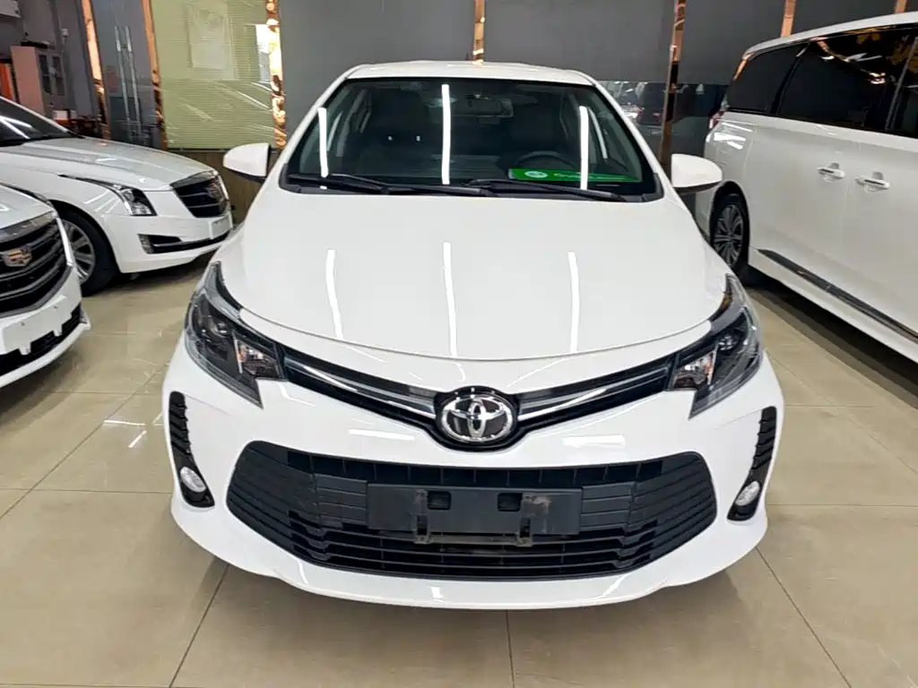 Toyota Vios — фото 3