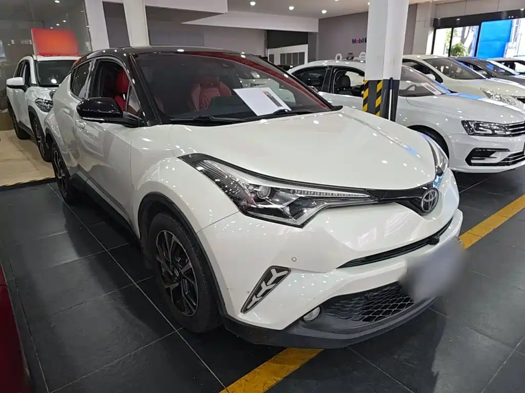 Toyota C-HR — фото 4