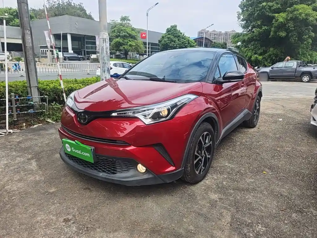 Toyota C-HR — фото 2