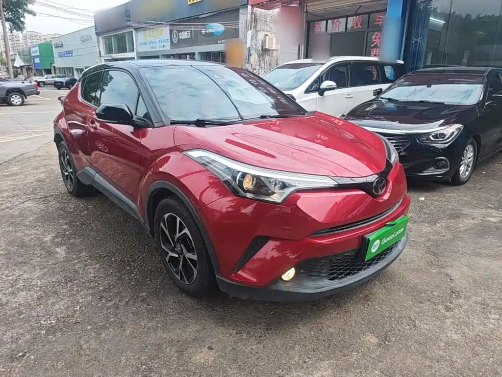 Toyota C-HR — фото 4
