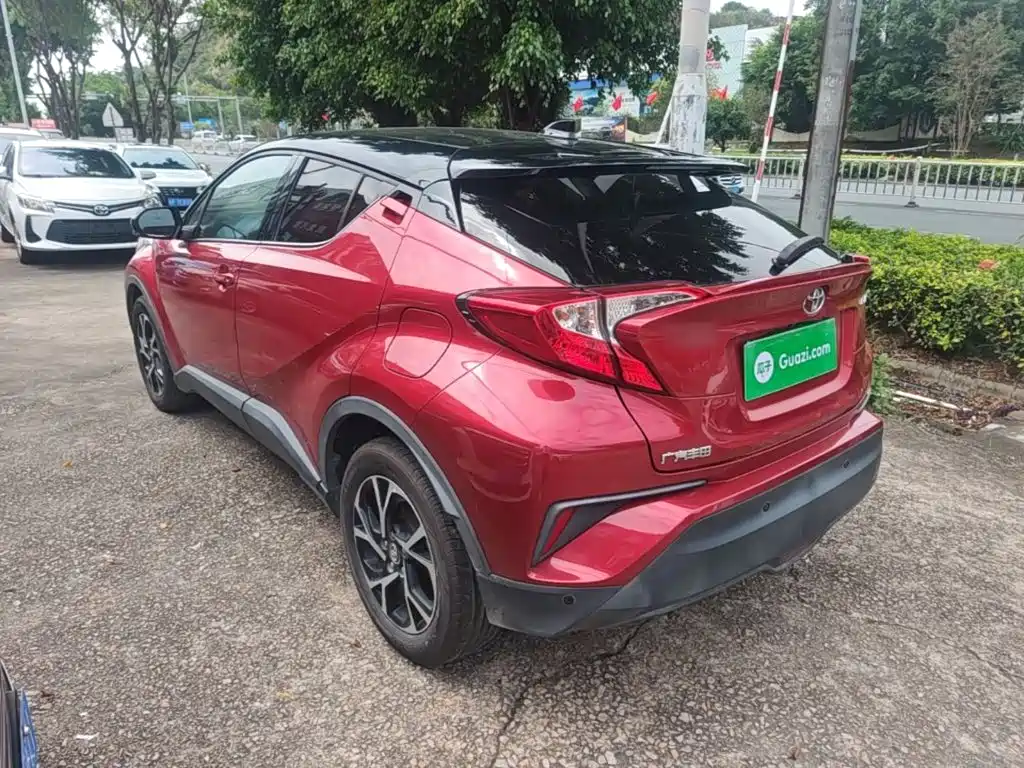 Toyota C-HR — фото 5