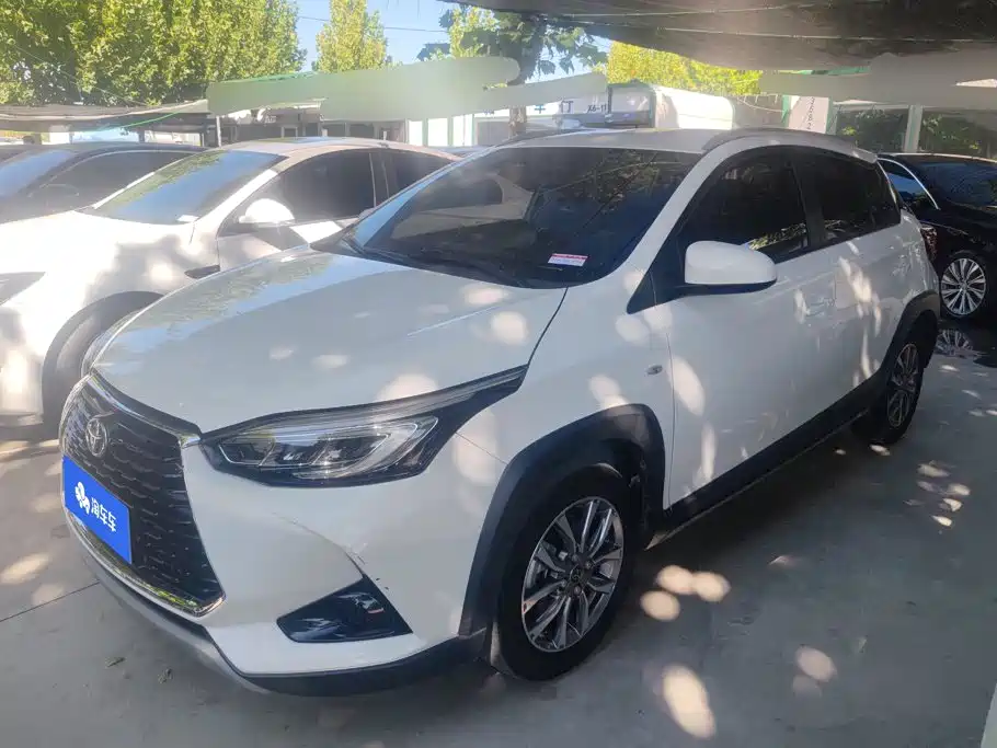 Toyota Yaris L