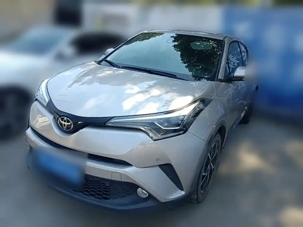 Toyota C-HR — фото 3