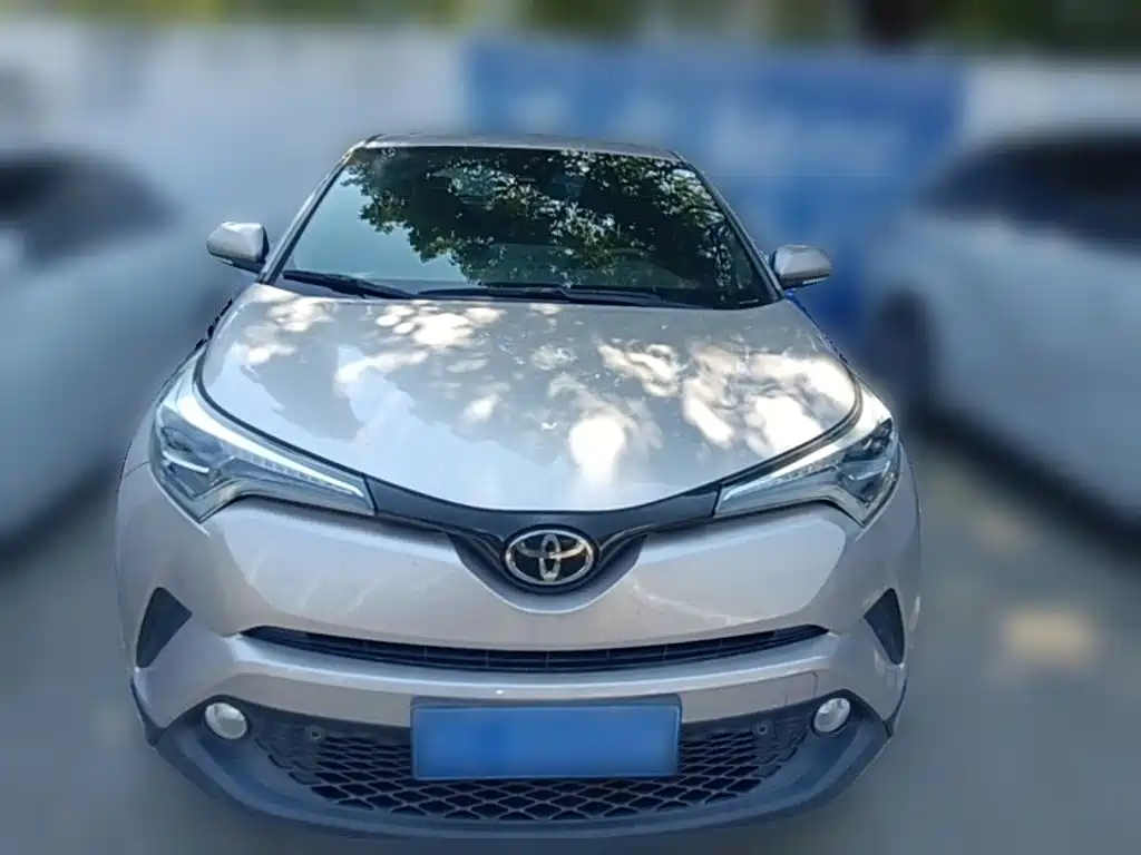 Toyota C-HR — фото 5