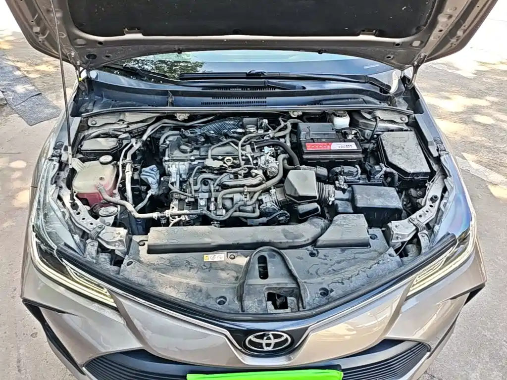 Toyota Corolla — фото 20