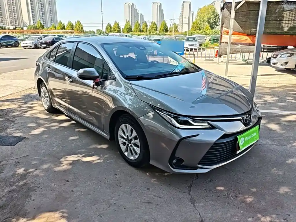 Toyota Corolla — фото 4
