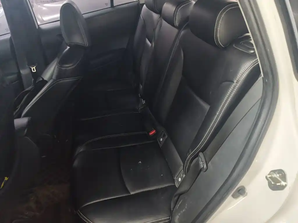 Toyota Corolla Cross — фото 17