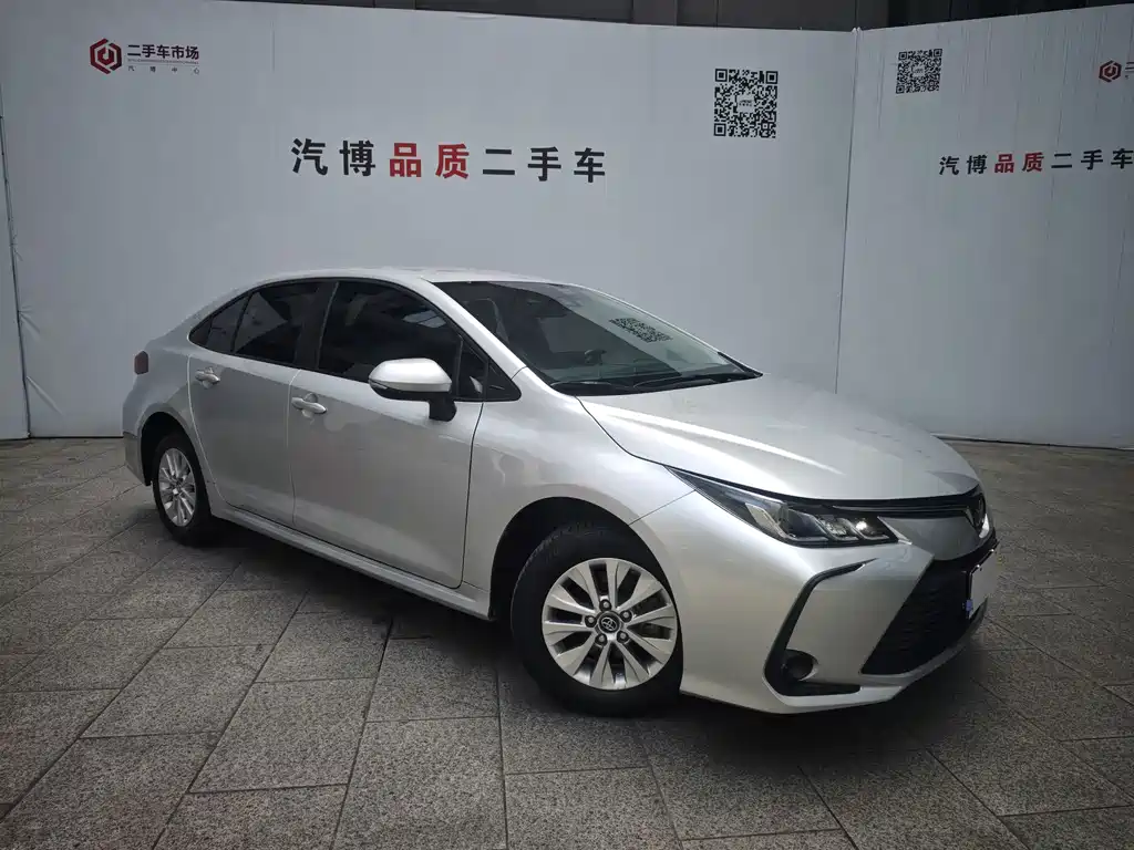 Toyota Corolla — фото 3