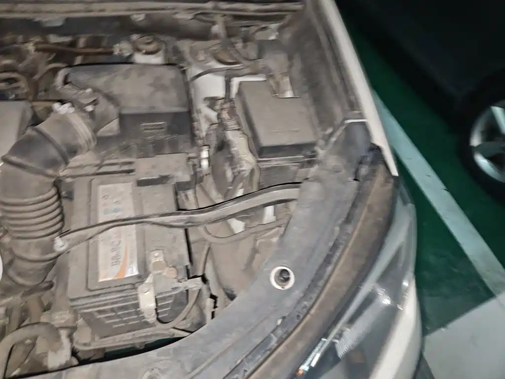 Toyota RAV4 — фото 19