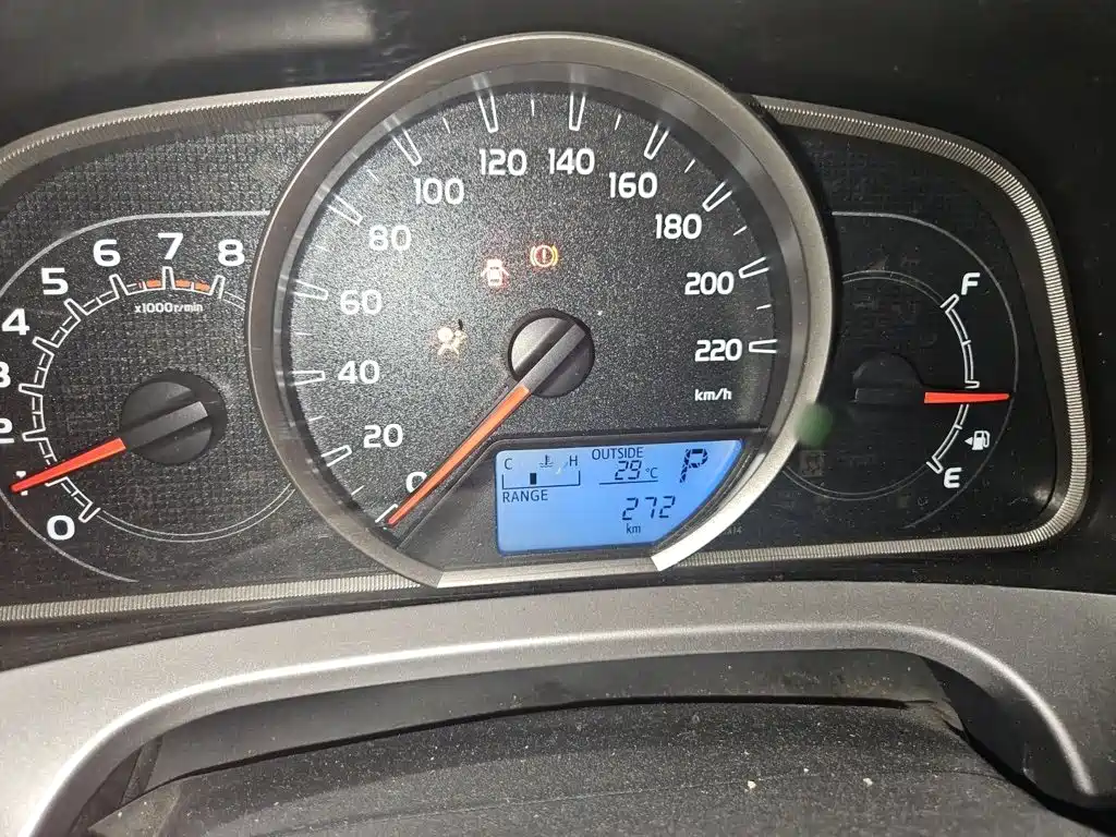 Toyota RAV4 — фото 4