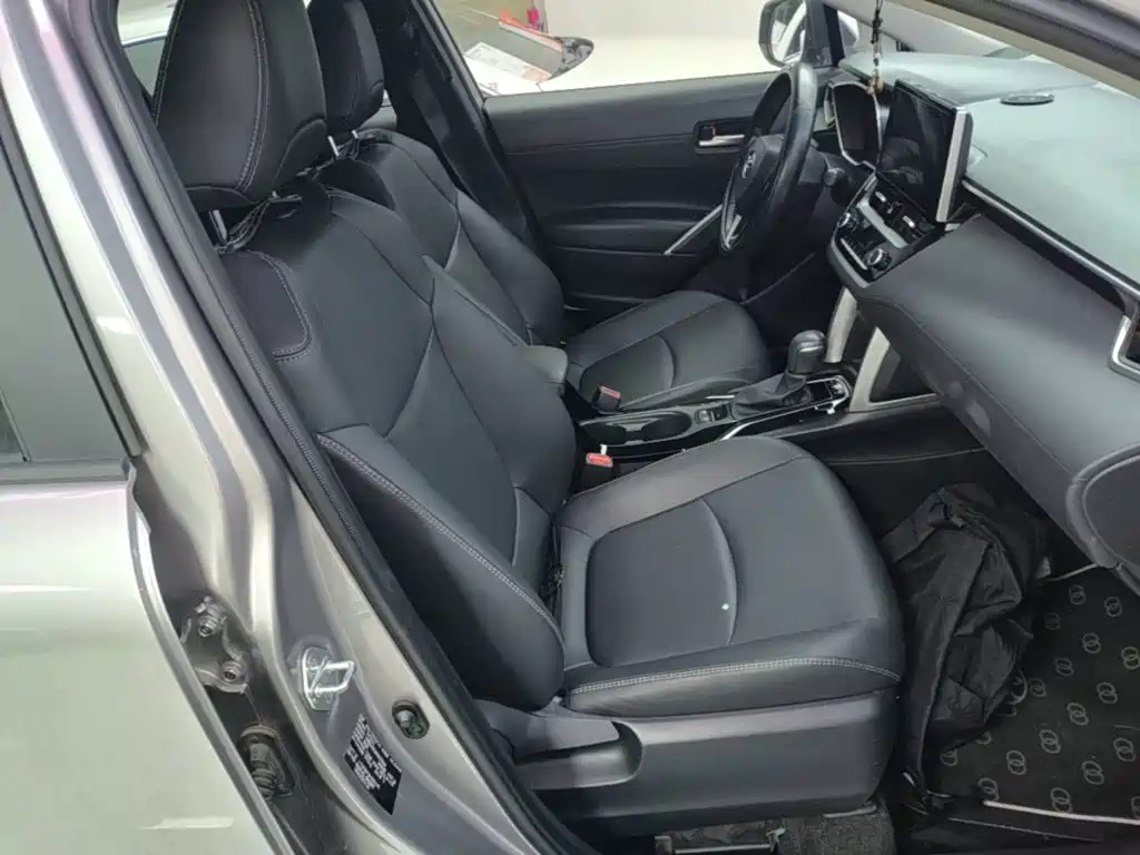 Toyota Corolla Cross — фото 25