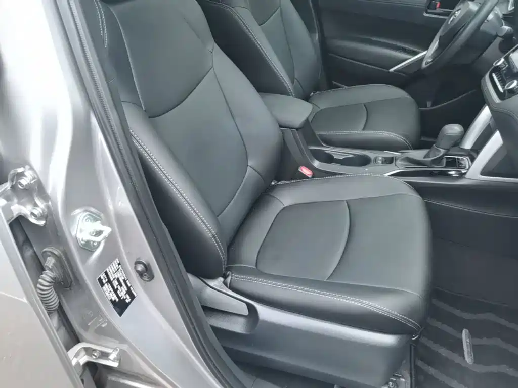 Toyota Corolla Cross — фото 25
