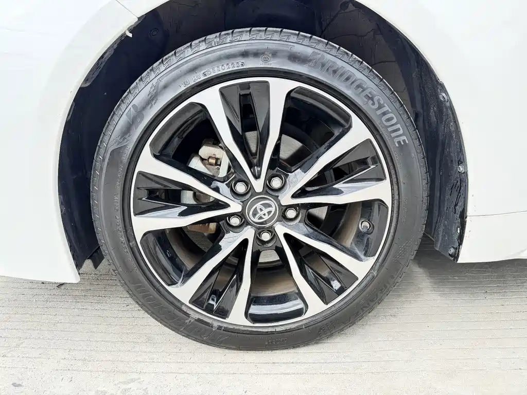 Toyota Levin — фото 14