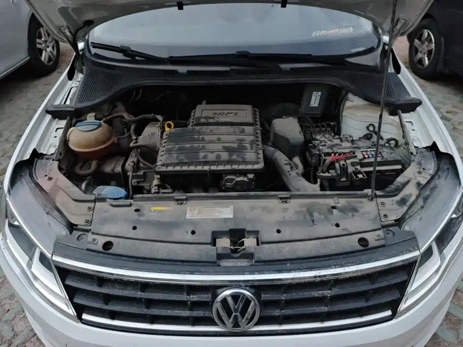 Volkswagen Jetta — фото 10