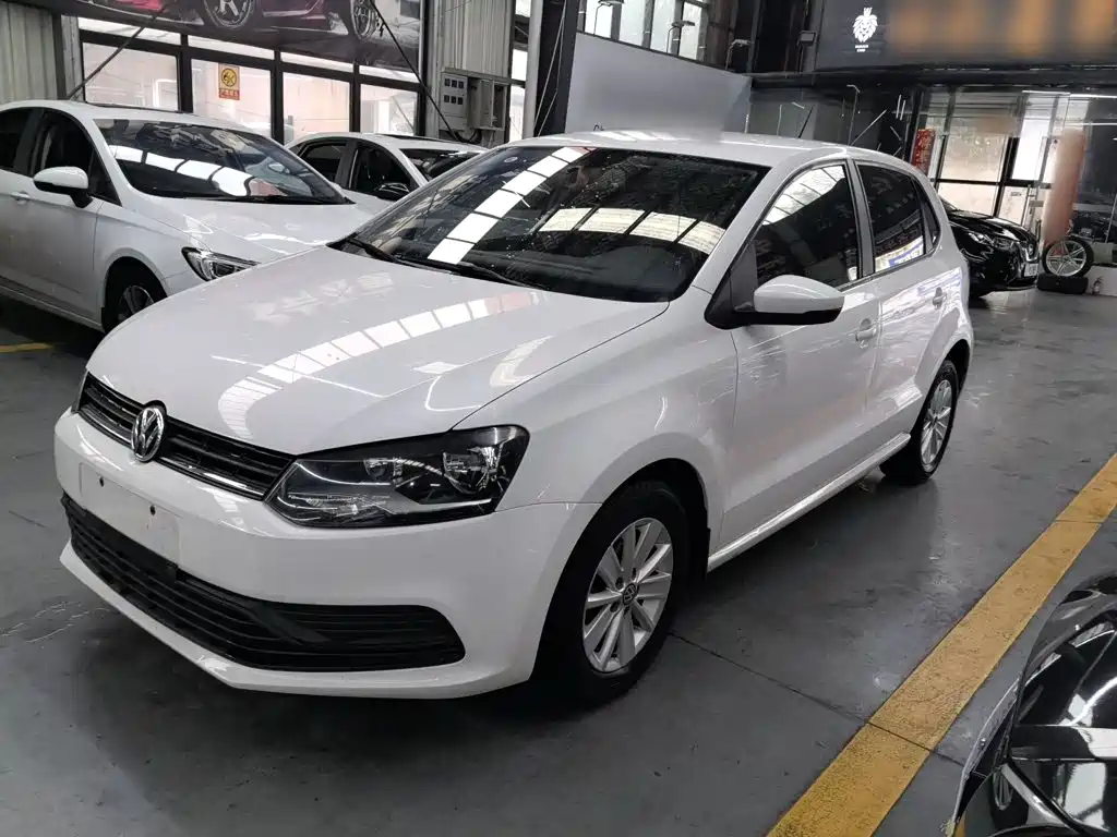 Volkswagen Polo — фото 2