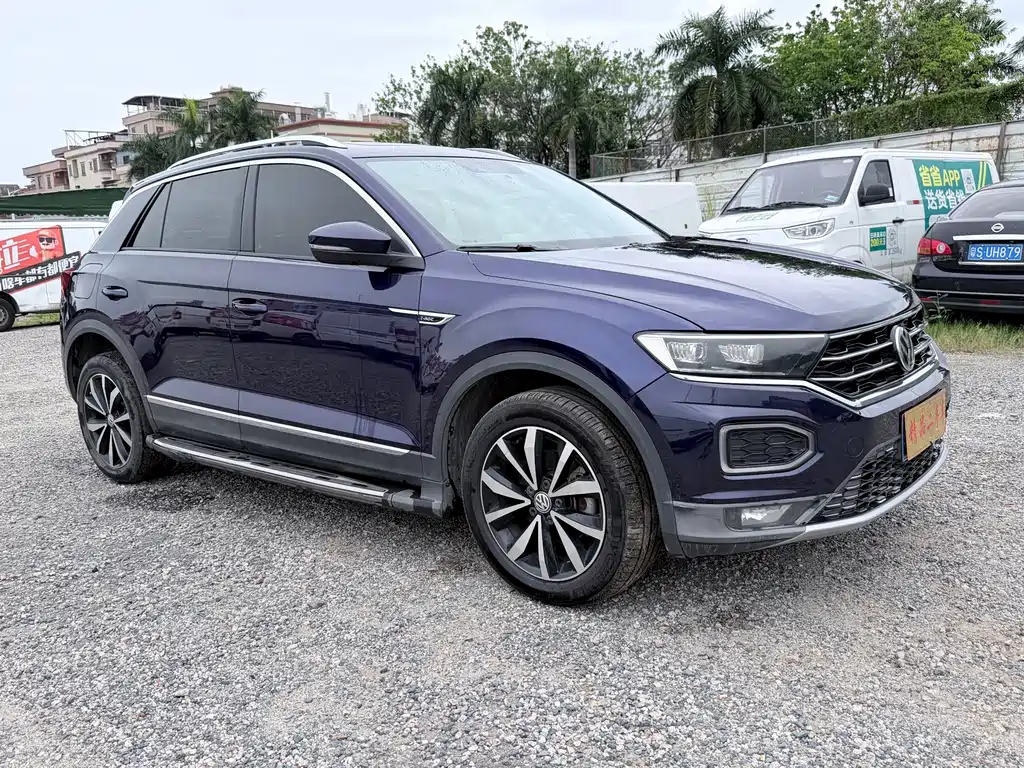Volkswagen T-Roc — фото 3