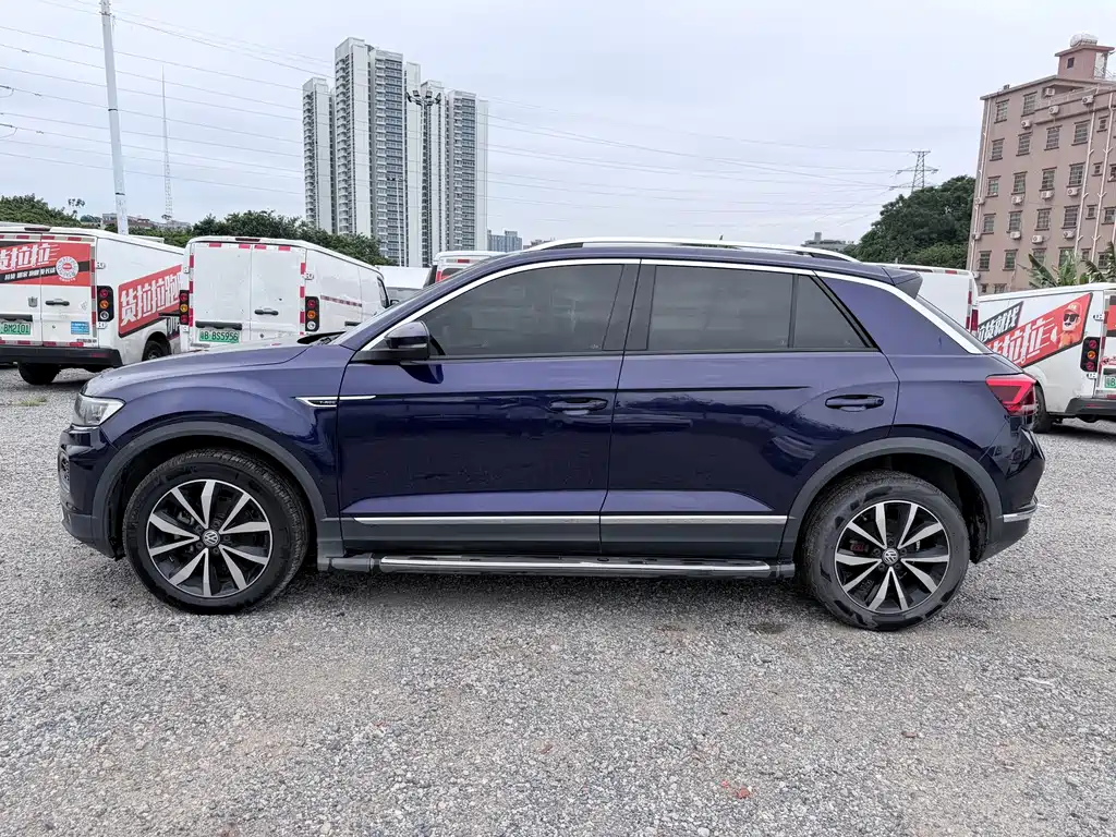 Volkswagen T-Roc — фото 5