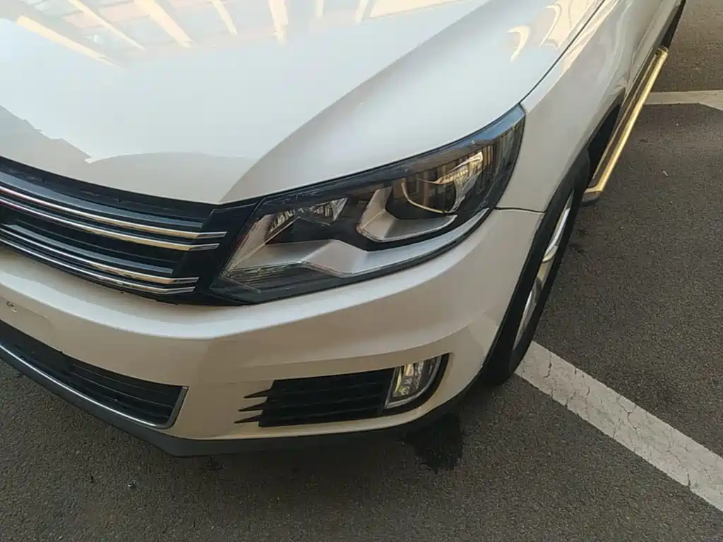 Volkswagen Tiguan — фото 24