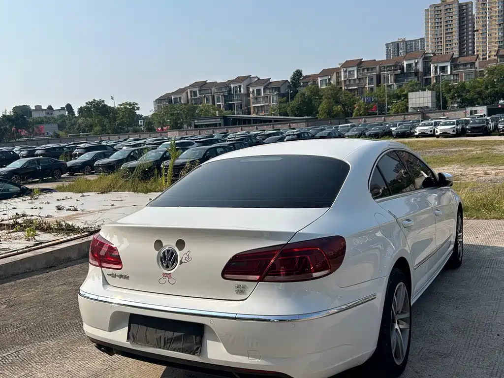 Volkswagen CC — фото 9