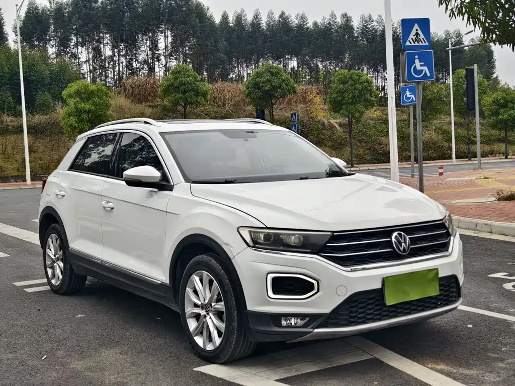 Volkswagen T-Roc — фото 3
