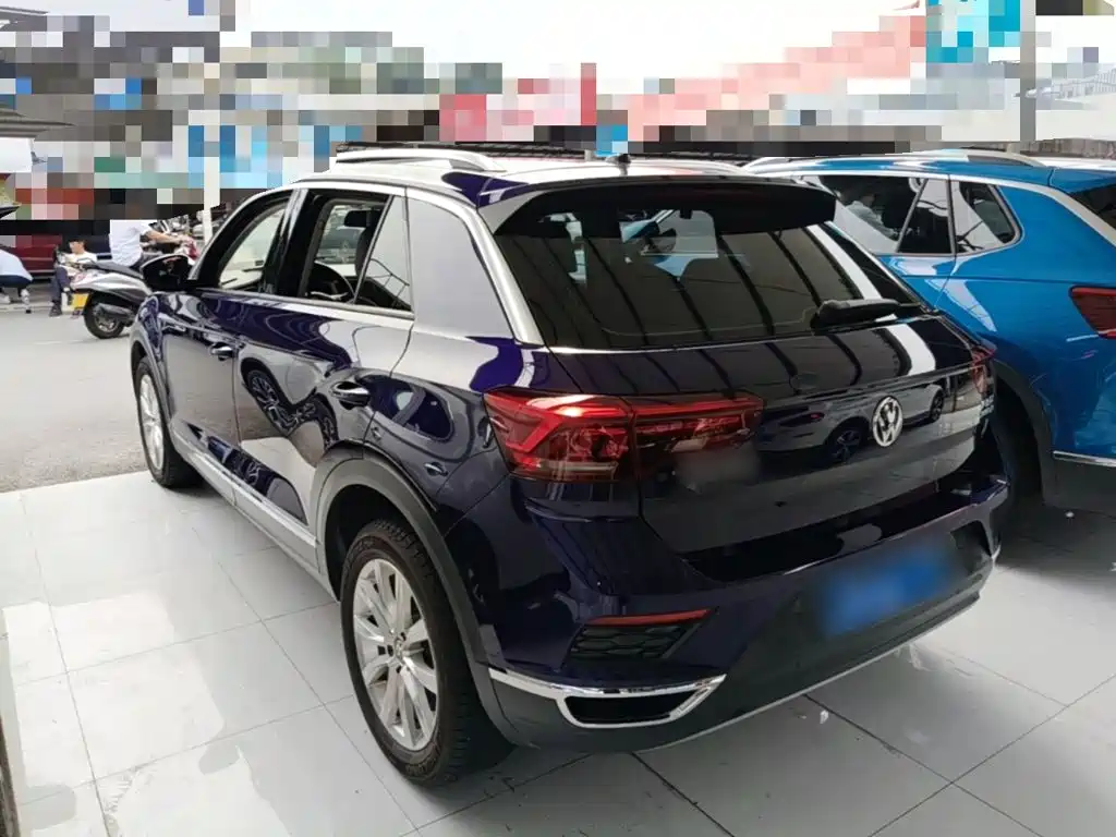 Volkswagen T-Roc — фото 5