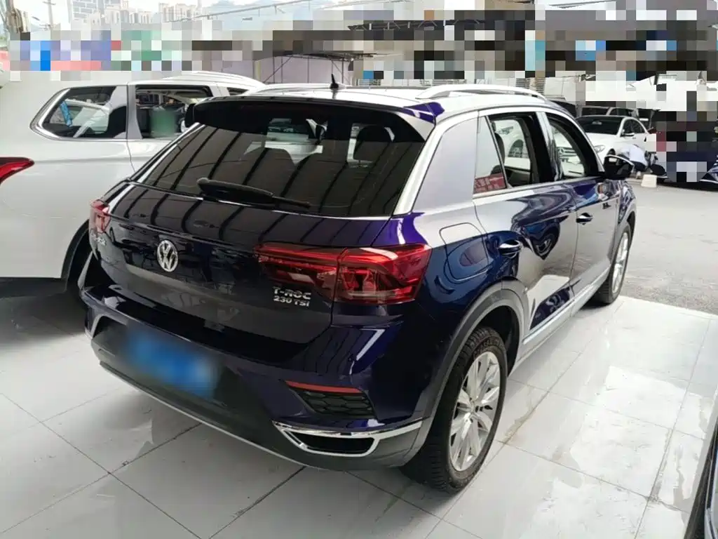 Volkswagen T-Roc — фото 7