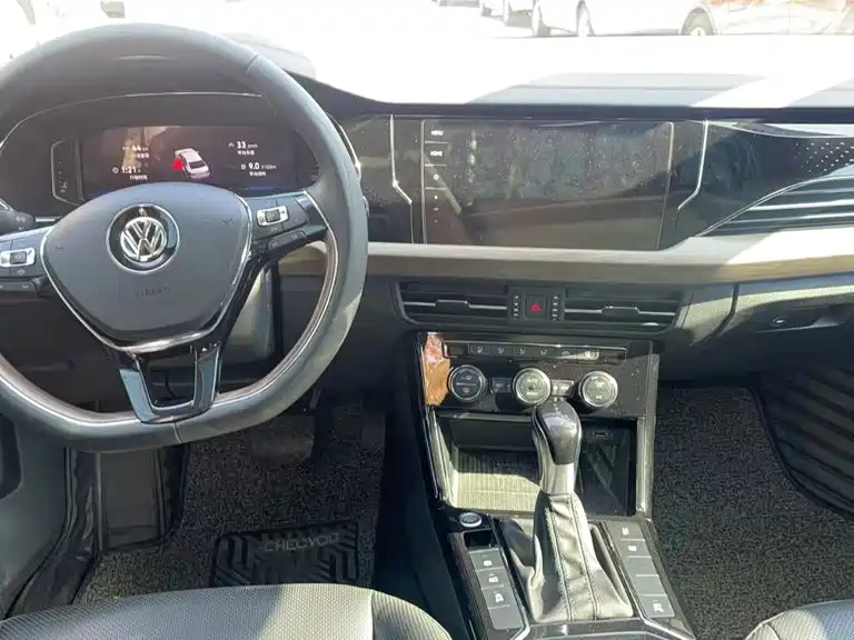 Volkswagen Passat — фото 2