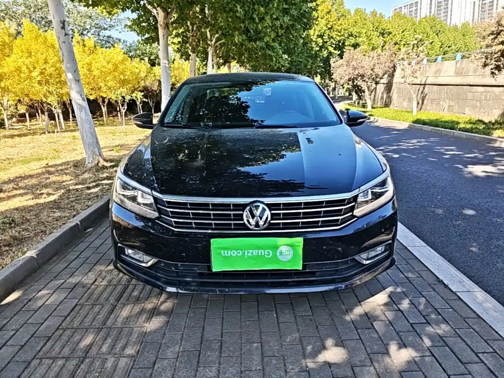 Volkswagen Passat — фото 3