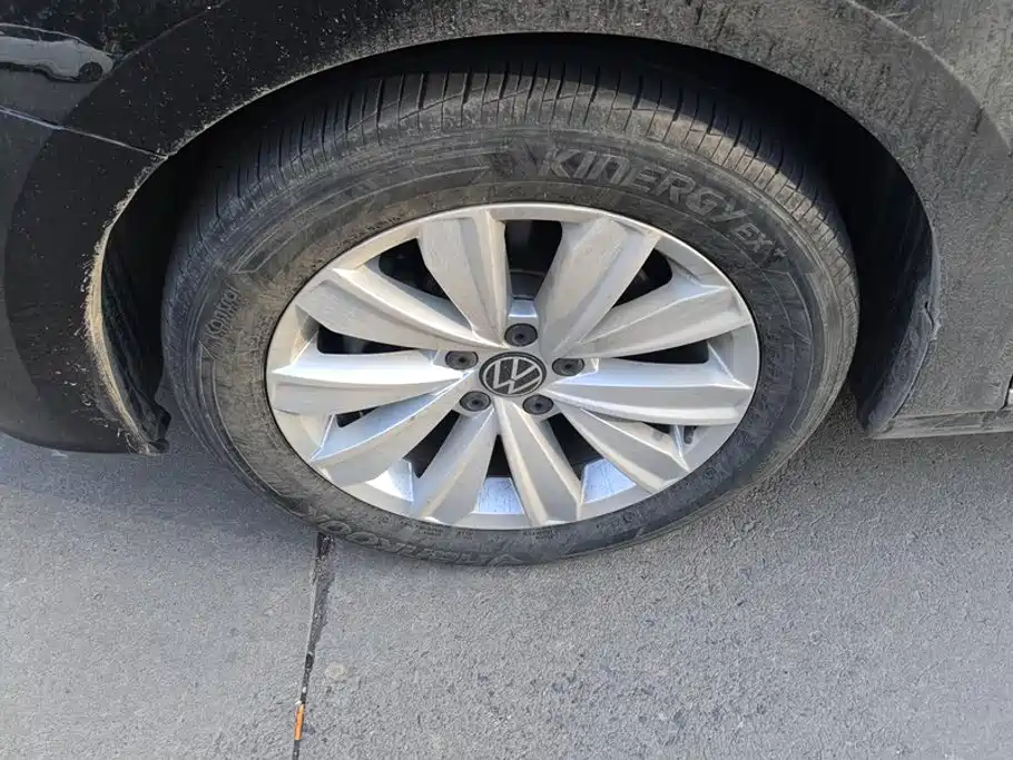 Volkswagen Passat — фото 6