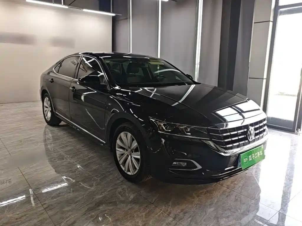 Volkswagen Passat — фото 4