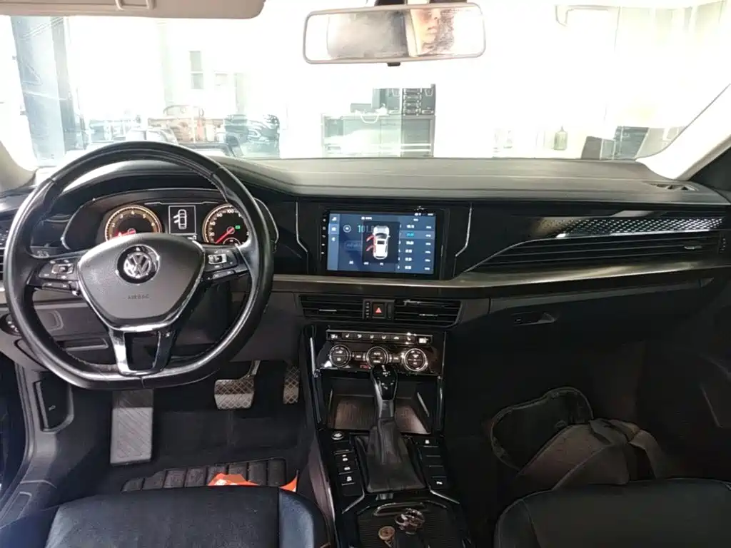 Volkswagen Passat — фото 10