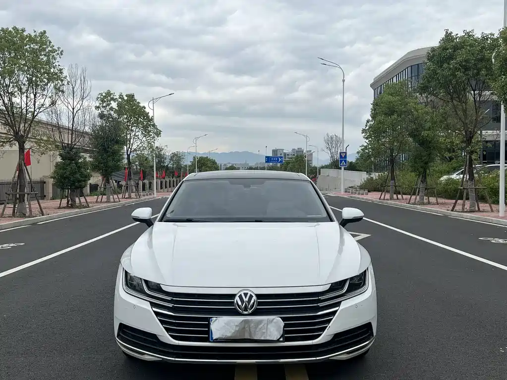 Volkswagen CC — фото 2