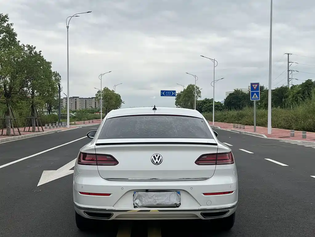 Volkswagen CC — фото 8
