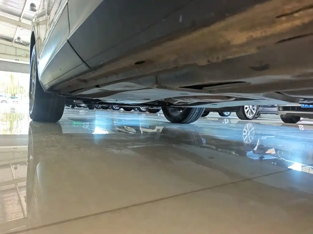 Volkswagen Tiguan — фото 22