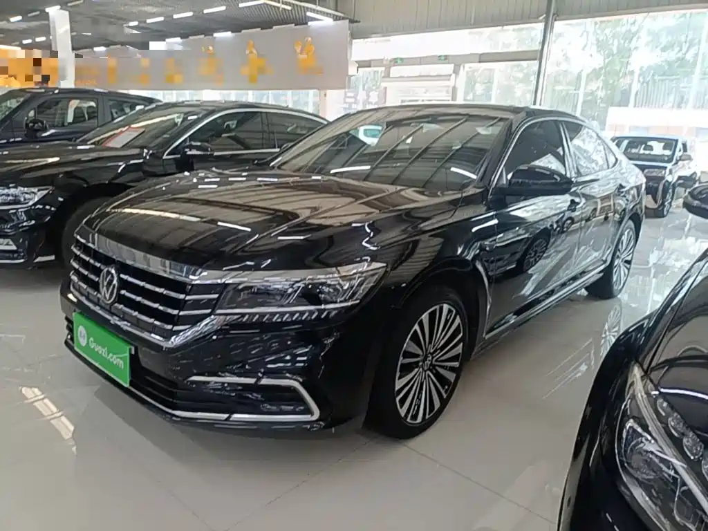 Volkswagen Passat — фото 2