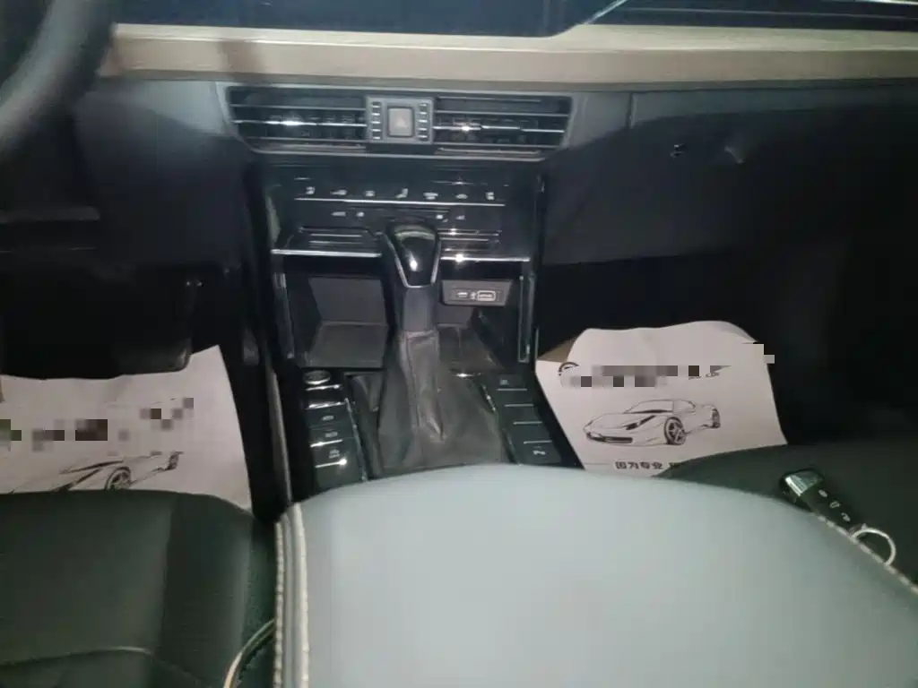 Volkswagen Passat — фото 14
