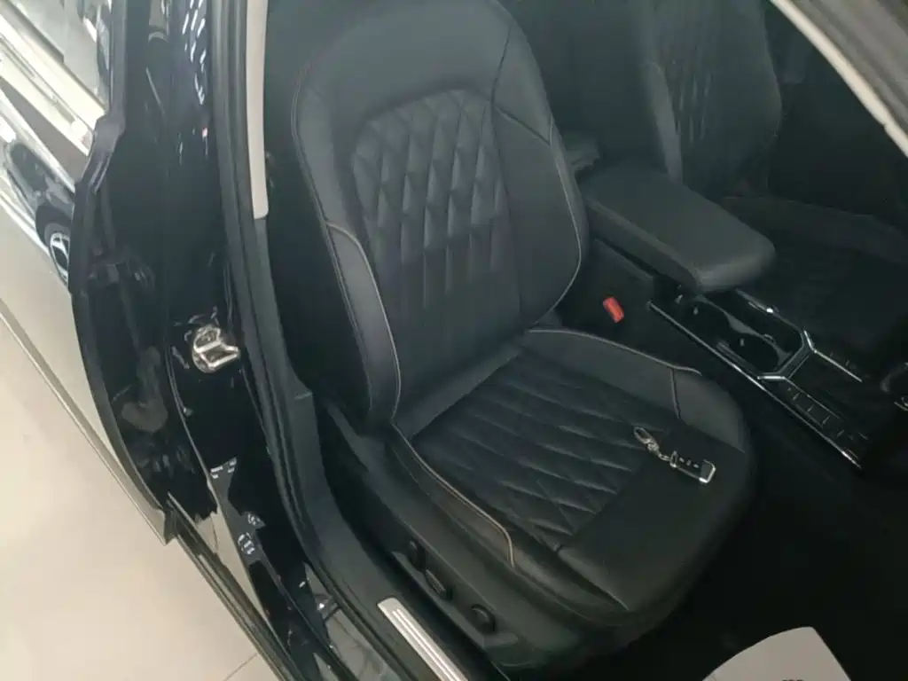 Volkswagen Passat — фото 25