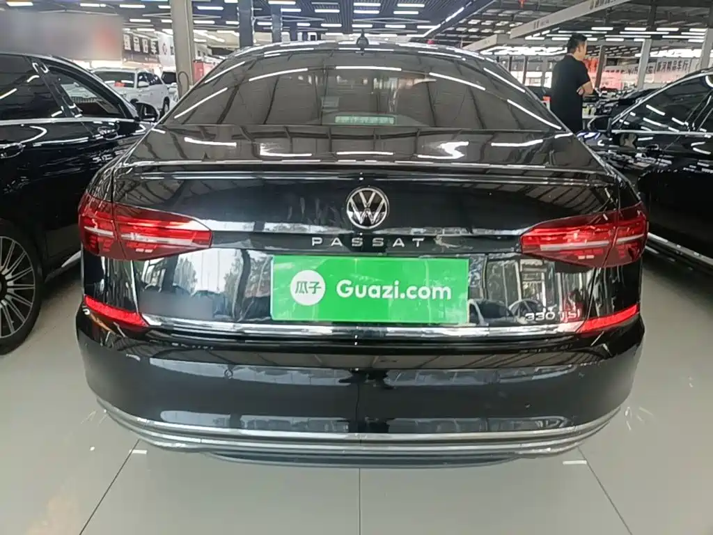 Volkswagen Passat — фото 6