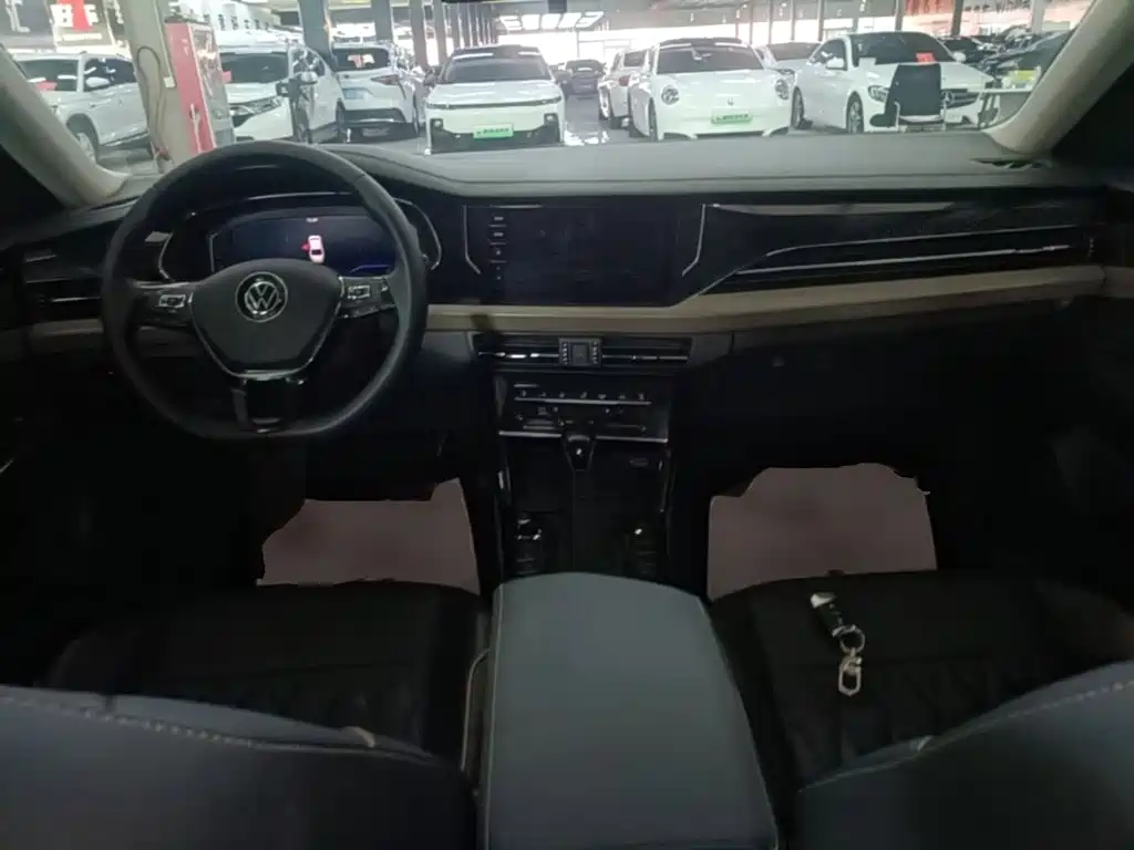 Volkswagen Passat — фото 10
