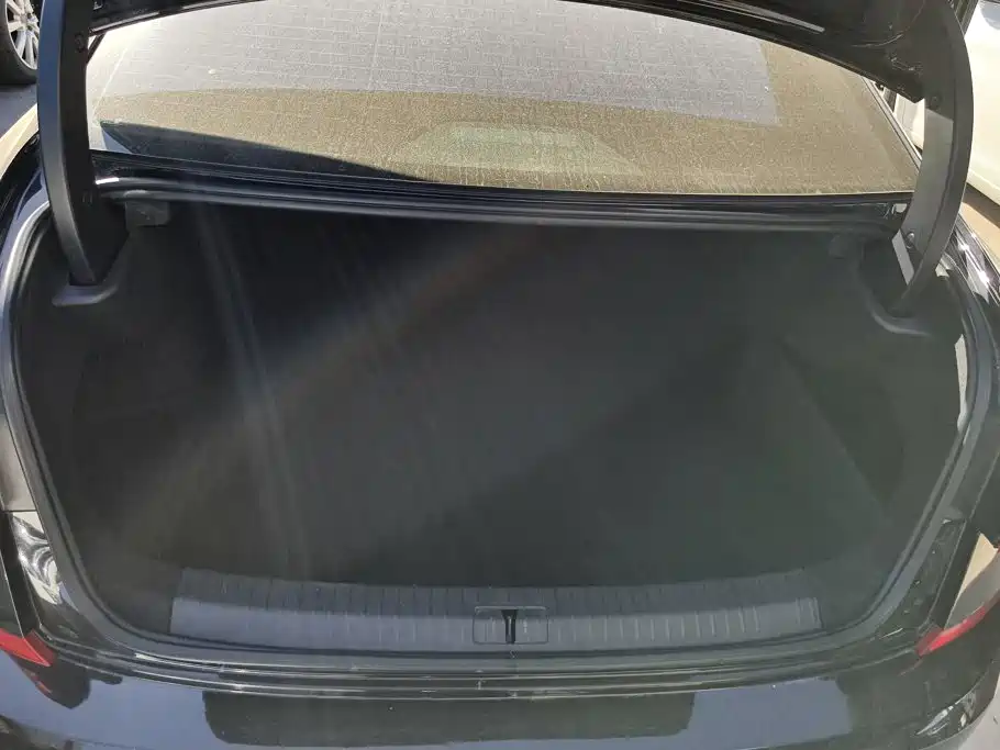 Volkswagen Passat — фото 4