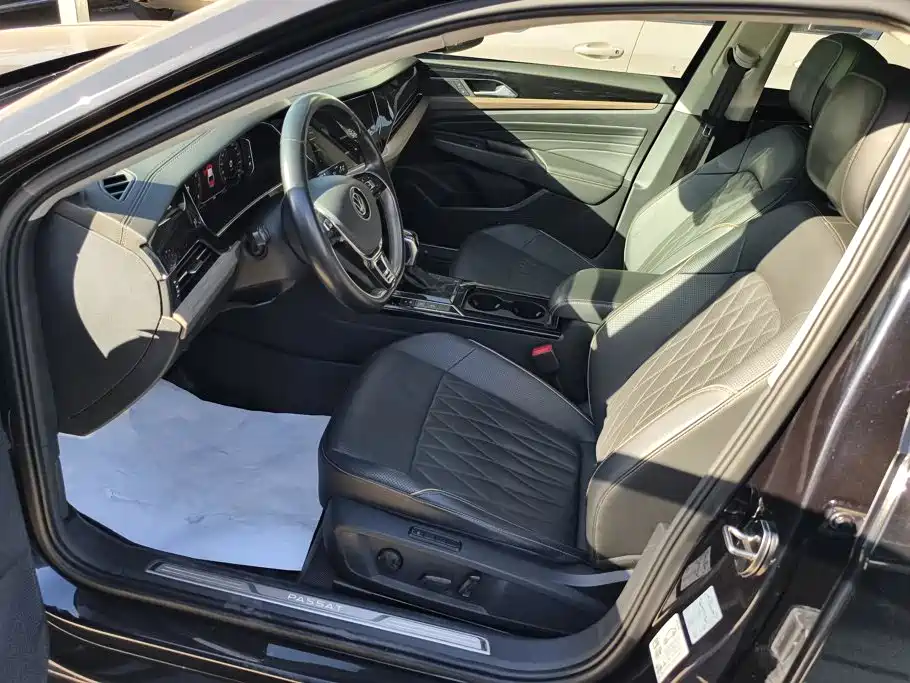 Volkswagen Passat — фото 9
