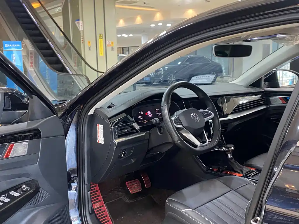 Volkswagen Passat — фото 9