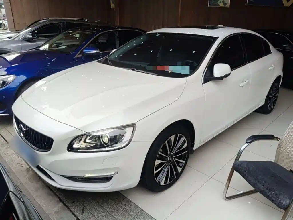 Volvo S60