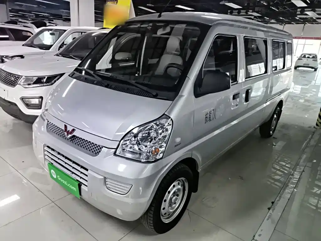 Wuling Rongguang — фото 2
