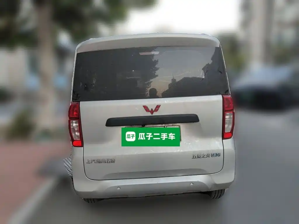 Wuling Zhiguang EV — фото 3
